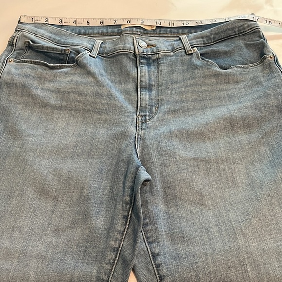 Levi’s Classic Capri High Rise Size 16 - Picture 4 of 16